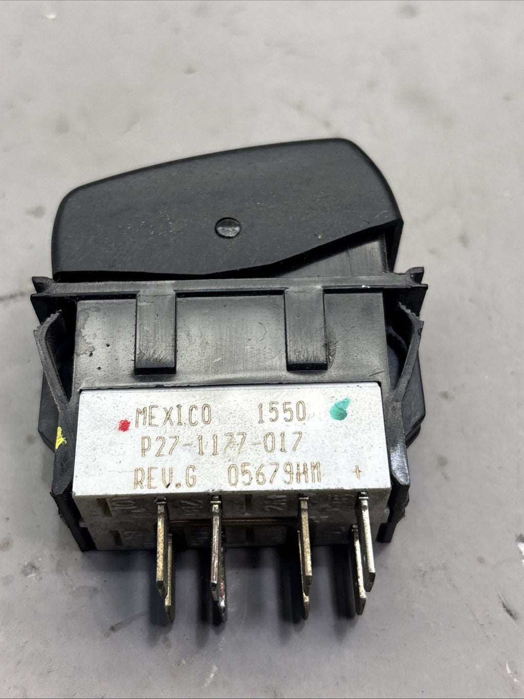Peterbilt 579 ENGINE BRAKE LEVEL Dash/Console Switch - Used | P/N P271177017
