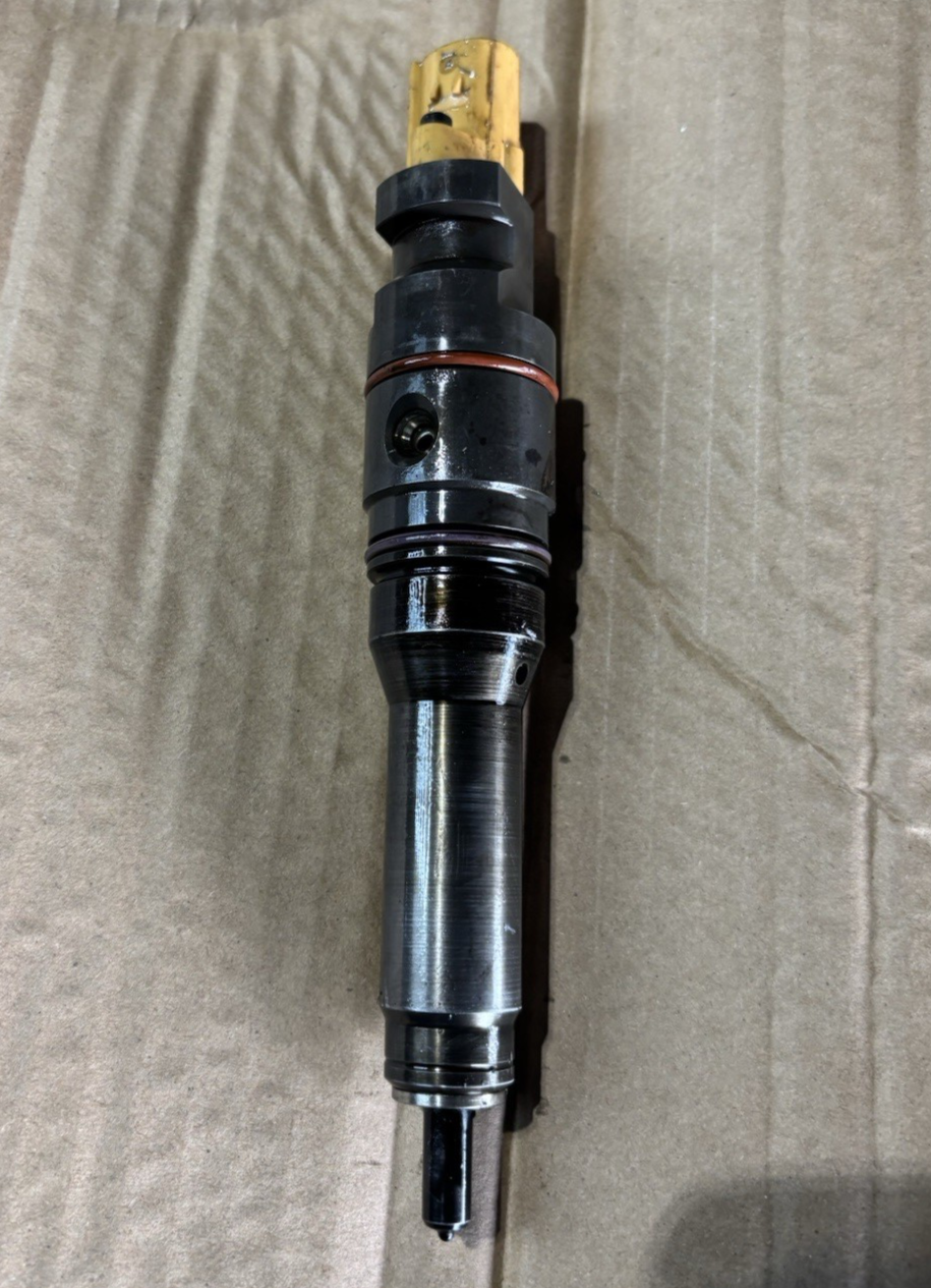 CORE - USED - 6 - Paccar MX13 MX10 Diesel Engine Fuel Injector 2047600PEX