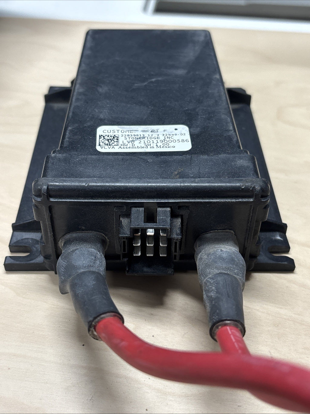 2019-2023 VOLVO VNL 760 860 ELECTRONIC CHASSIS CONTROL MODULE 22839813 OEM