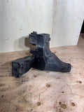 2021 Kenworth t680 PACCAR RIGHT CAB MOUNT BRACKET A85-6136R