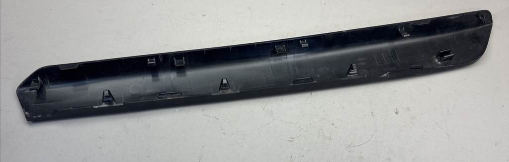 Freightliner LH Dark Tech Door Accent Trim P/N 18-68732-000  Door Trim *1858*