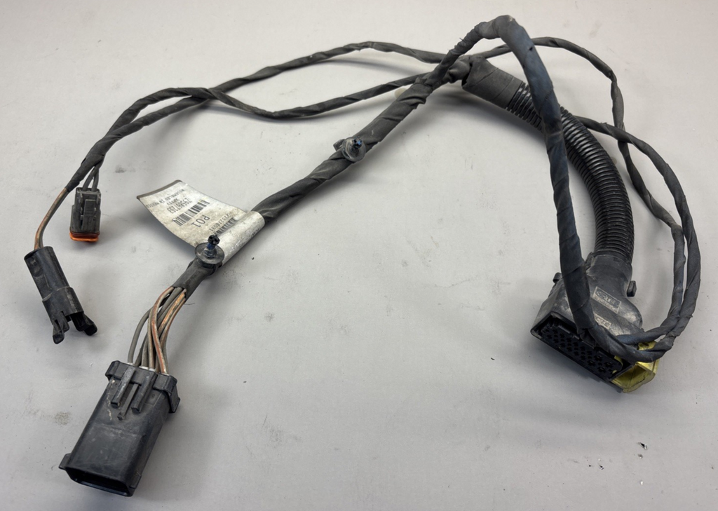 23278031 Headlight and Marker light Wiring Harness for Volvo