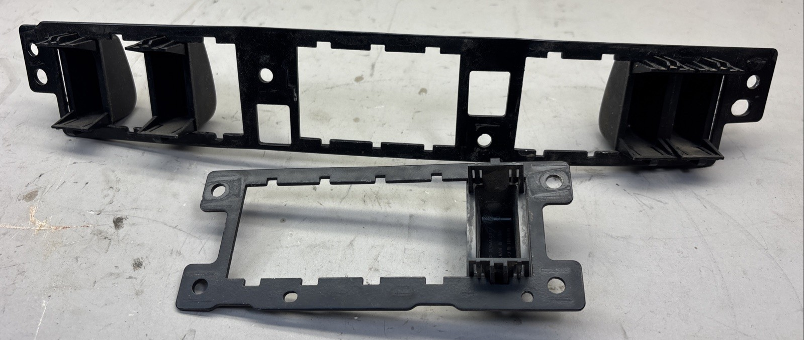 Kenworth T680 Dash Switch Panel