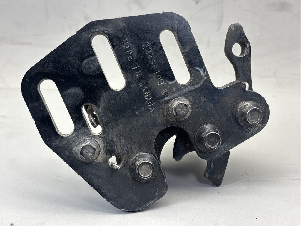 OEM Volvo Hood Latch 23468198 L / 23468199 L