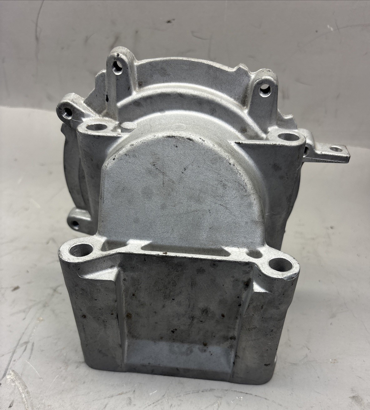 Genuine alfdex Volvo D13 Oil Crankcase Filter Separator HOUSING 22877306