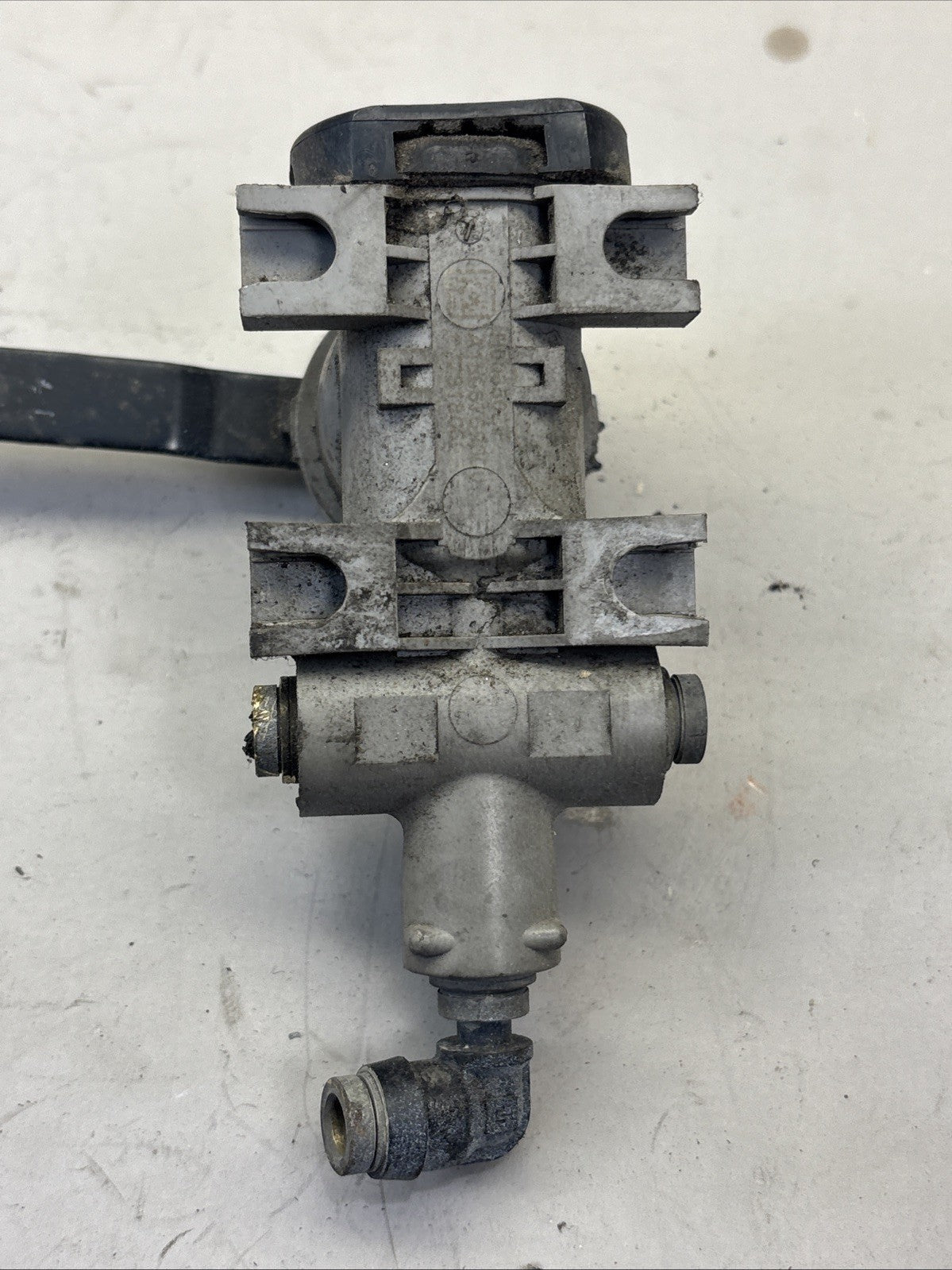 Cab HCV For Freightliner Part 171.H00650DFOE Replaces A1868769000, A1868620002