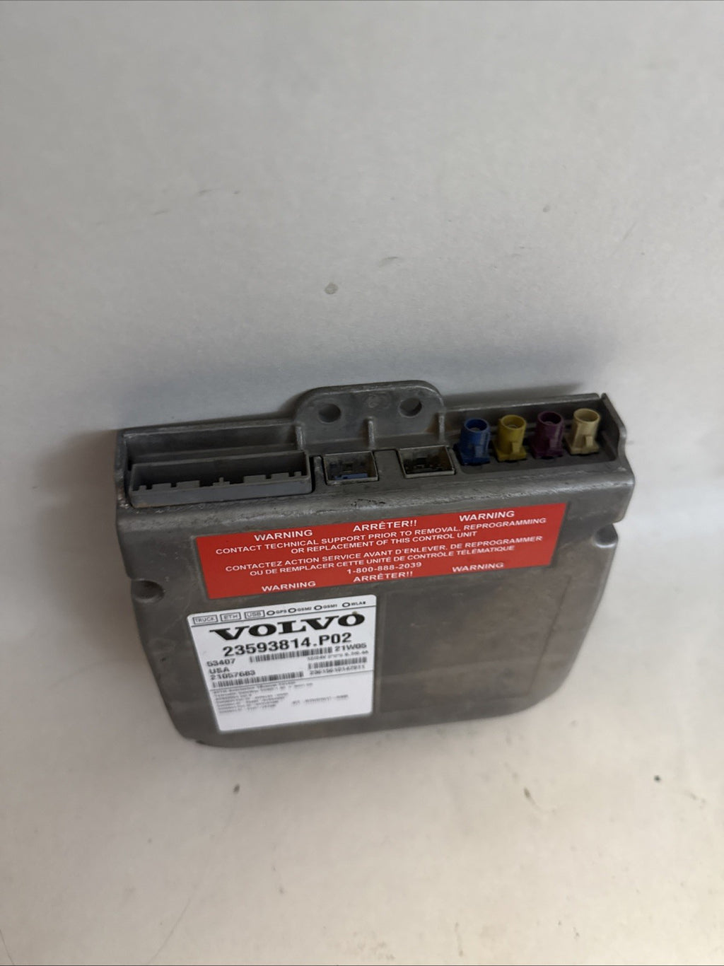 2021 VOLVO VNL TELEMATICS CONTROL MODULE | P/N: 23593814.P02