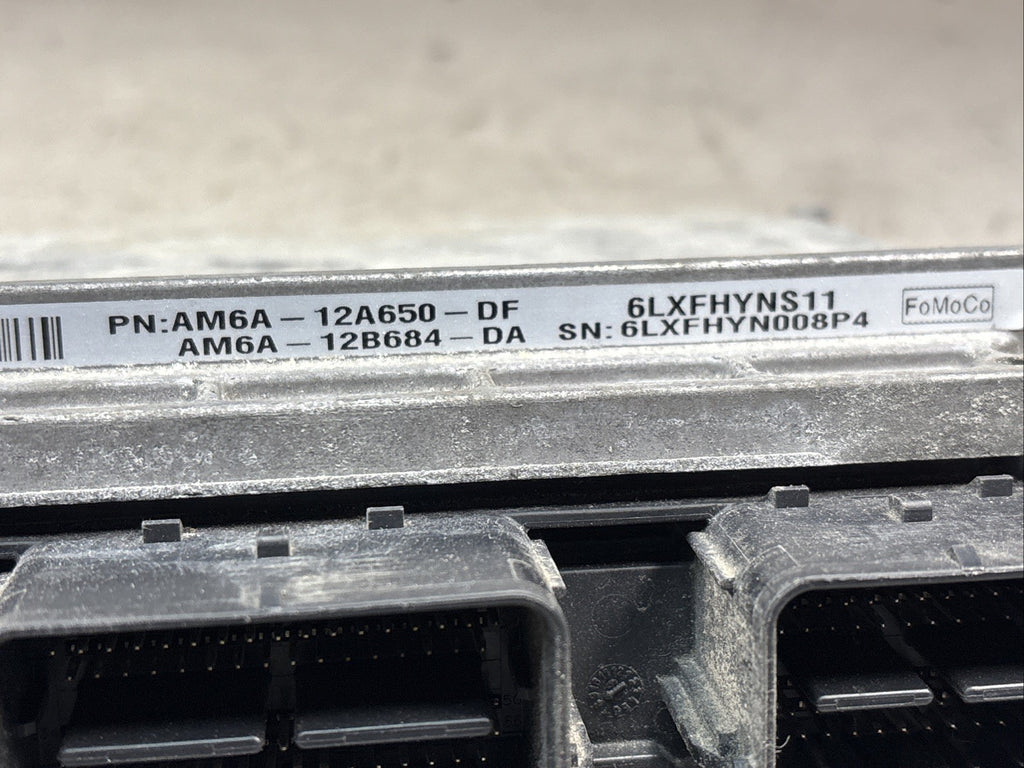 09-11 Ford Escape Electronic Control Module  1531657 A01 1531658 A01