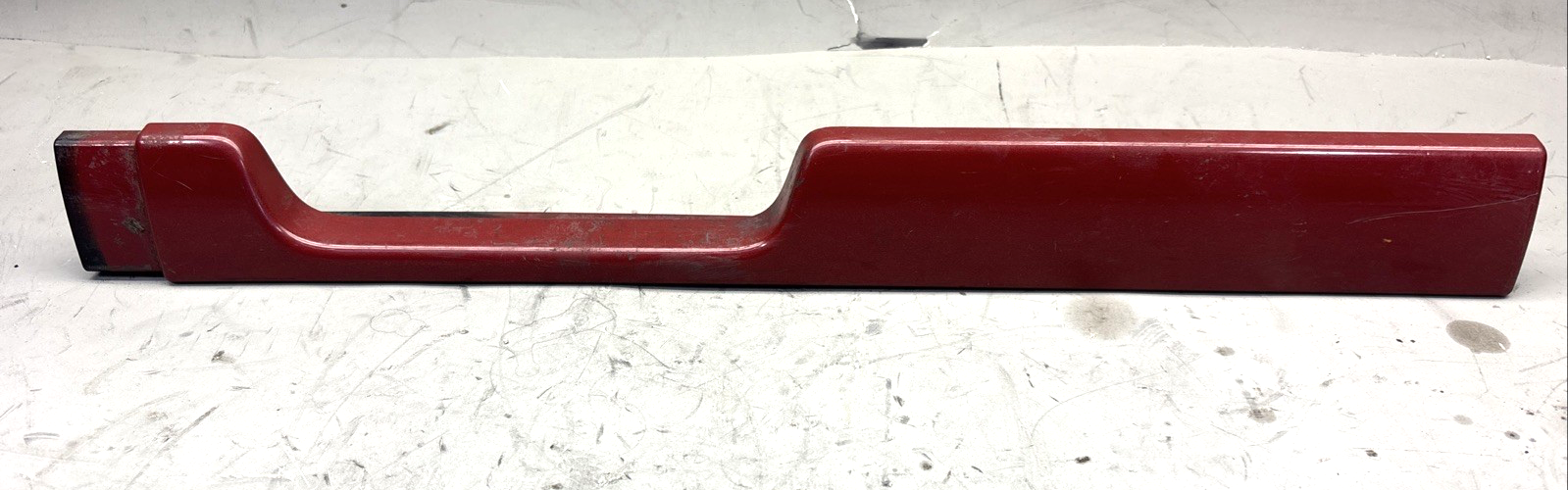 KENWORTH T22-1047 COVER-SLEEPER CENTER FUEL 