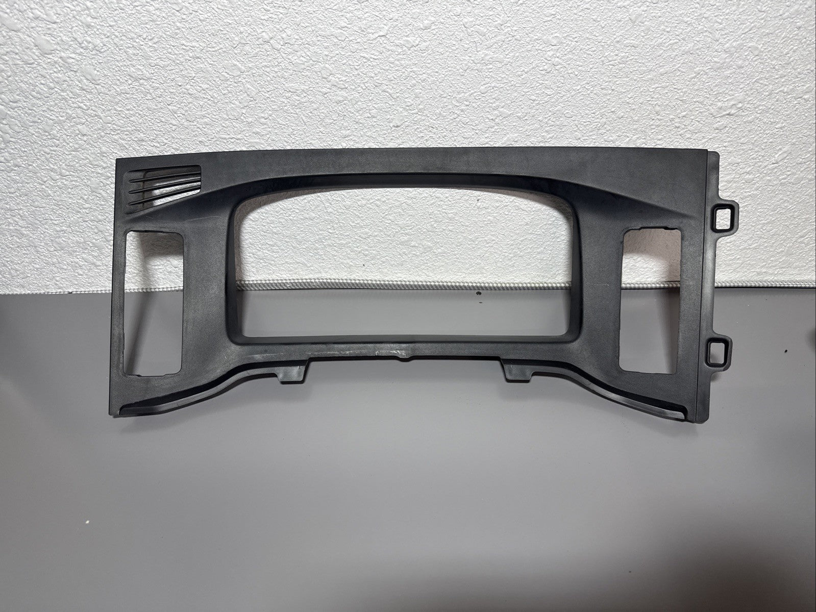 2018-2024 FREIGHTLINER CASCADIA FRONT UPPER DASH TRIM PANEL 22-73782-010 OEM