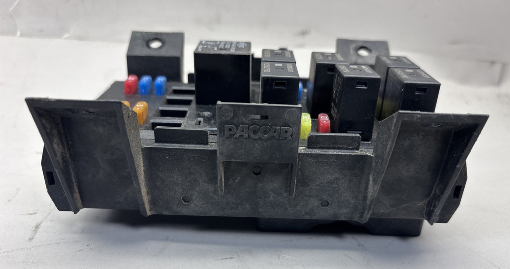2018 PACCAR P27-1135-0110 Genuine Original Oem Fuse Assy Sleeper Pd