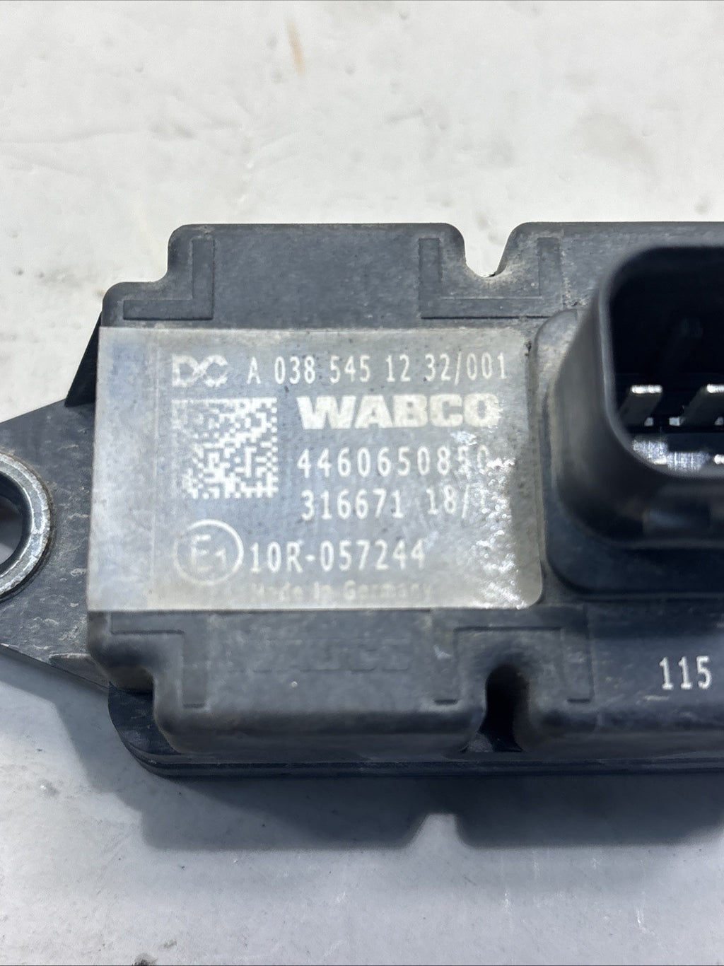 FREIGHTLINER Wabco Electronic Stability Control   A 038 545 12 32/001 DAMAGE