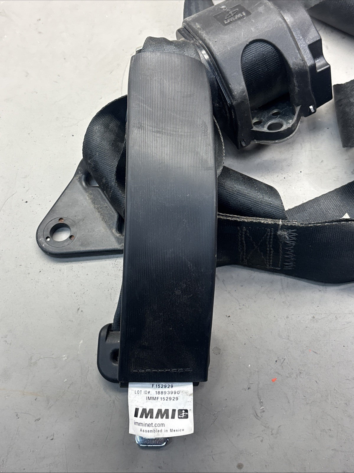 FREIGHTLINER  CASCADIA SEAT BELT ASSEMBLY, A35121 F152929