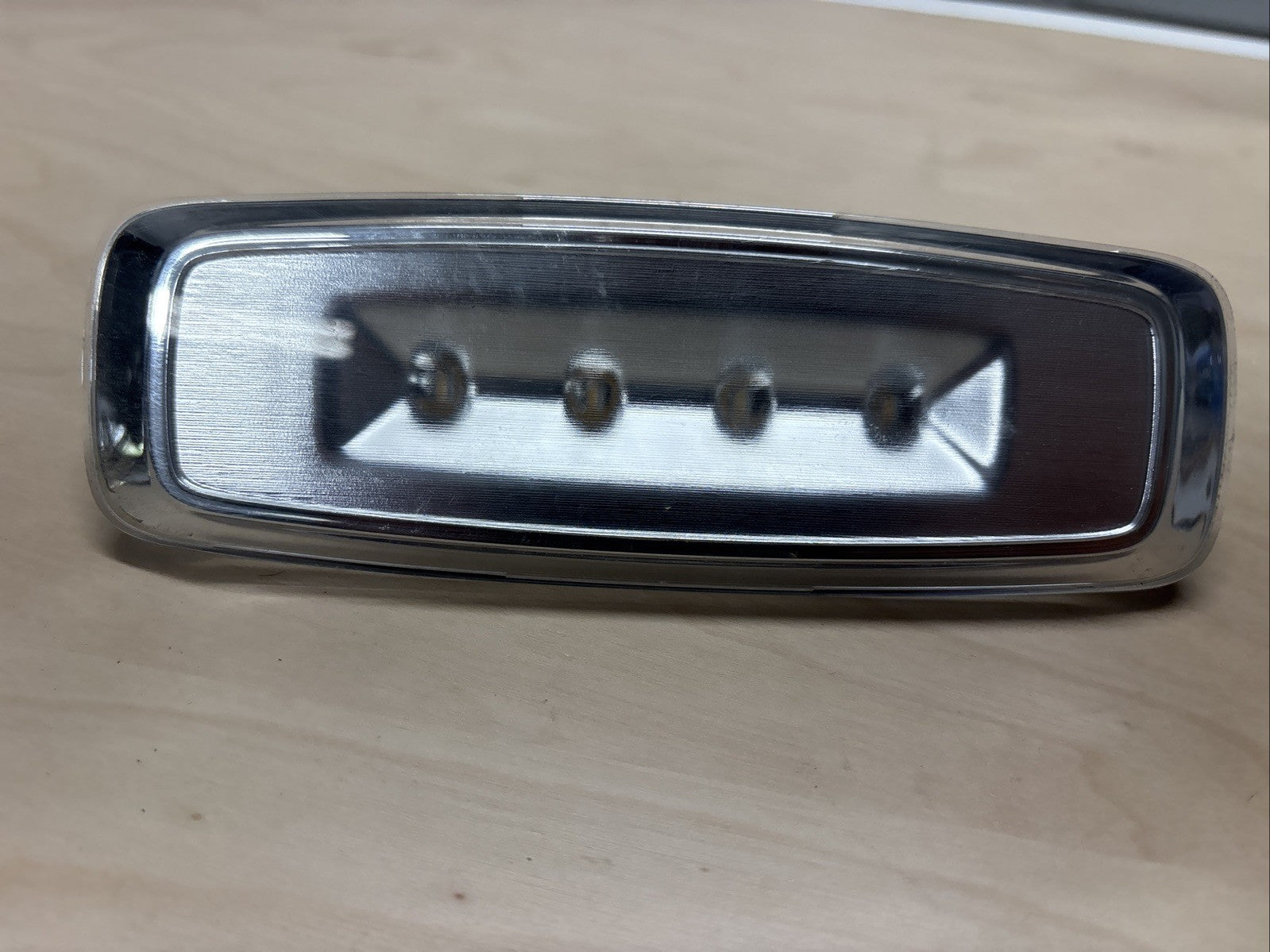 Paccar Peterbilt 579 Sleeper Dome Light  P54-1194-100