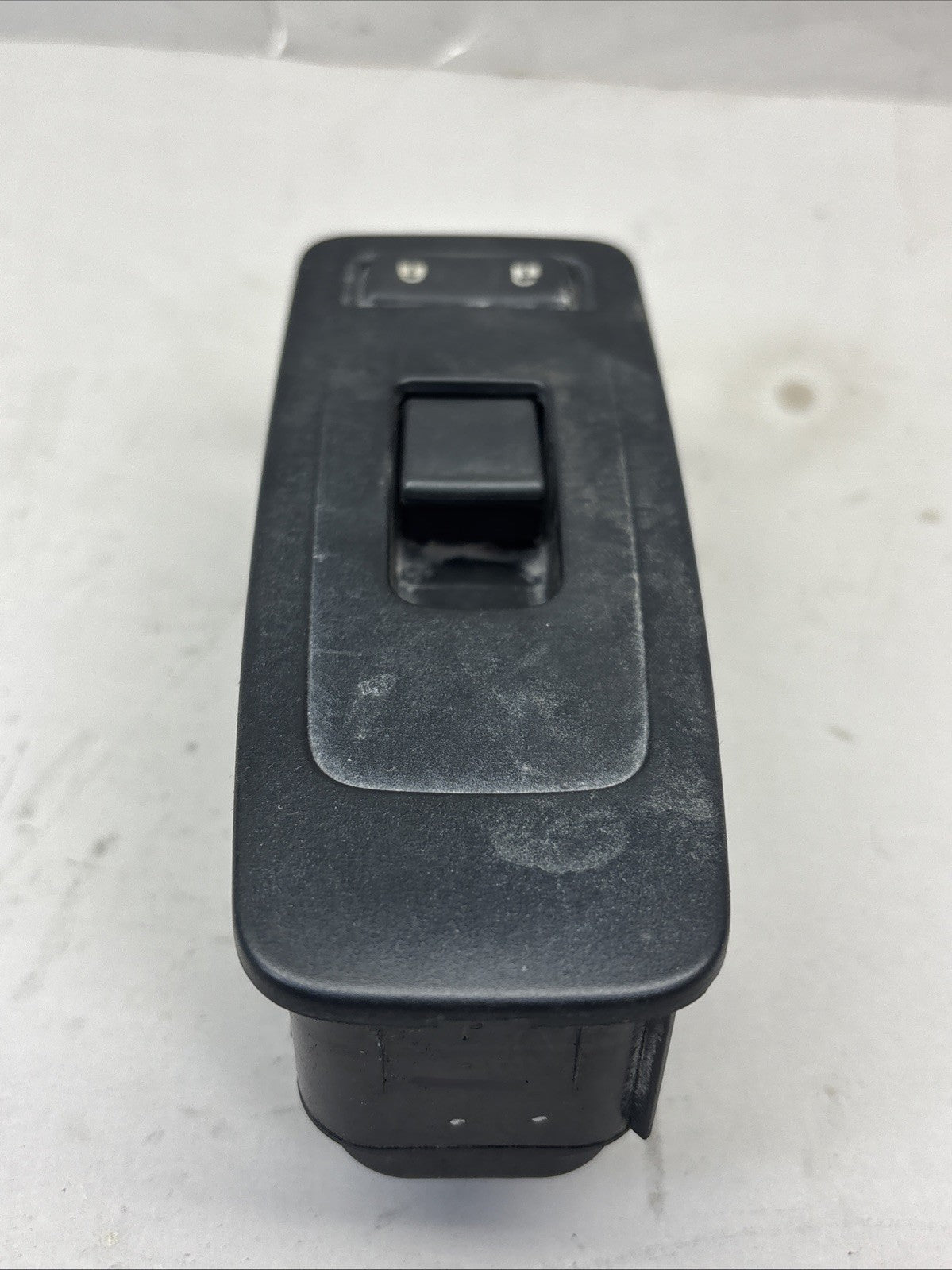 PACCAR Kenworth Window/Door Control Switch, Pass. Side PN: P21-1050-1102