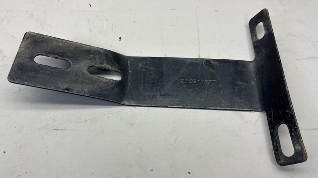 21091727 Multi Purpose Bracket for Volvo FAIRING BRACKET