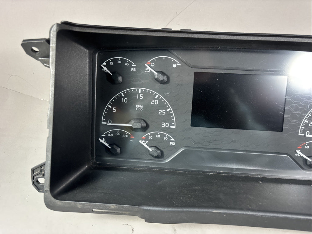 2018-2027 Volvo VNL Speedometer Instrument Cluster - Used | P/N 23053047 - P03
