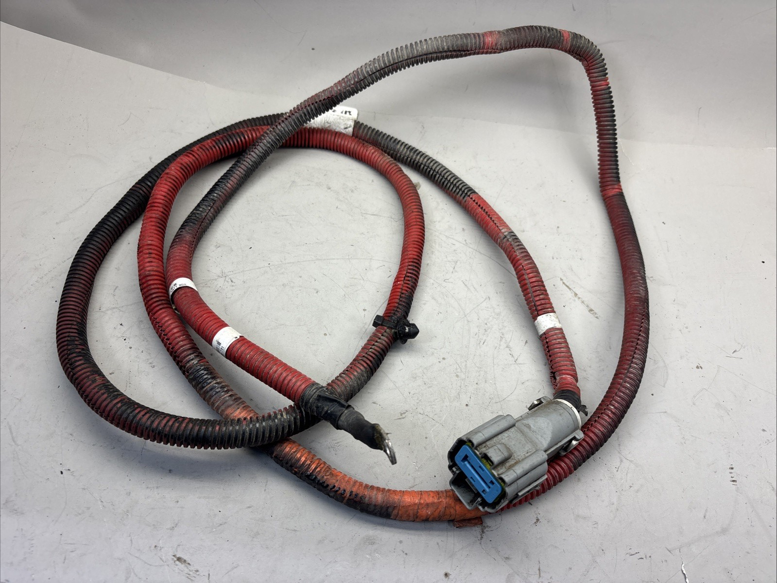 Paccar  Positive Battery Harness  P92-6096-3000
