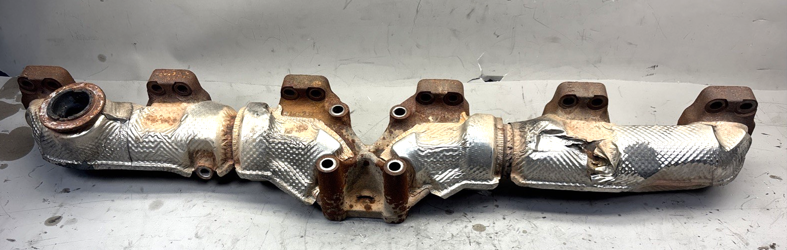 2019 Paccar MX13 Exhaust Manifold 2124731