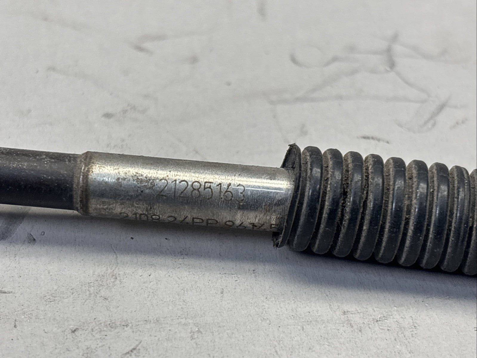 21285163 GENUINE VOLVO OEM TEMPERATURE SENSOR