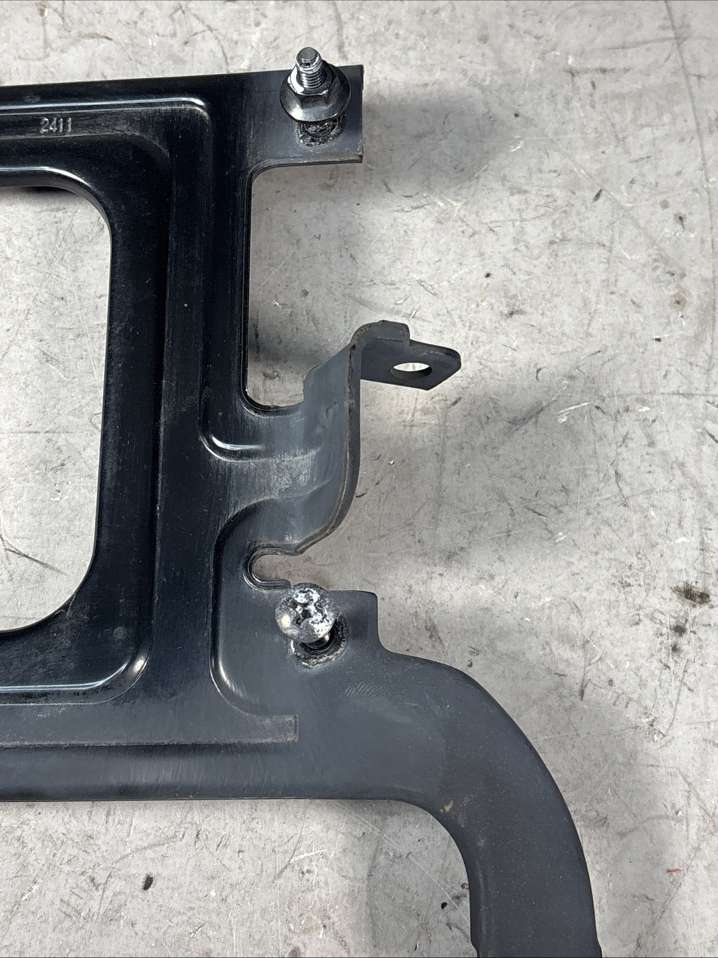 Kia Optima ECM ECU Engine Computer Holder 39101-2G901 / 39111-2G901
