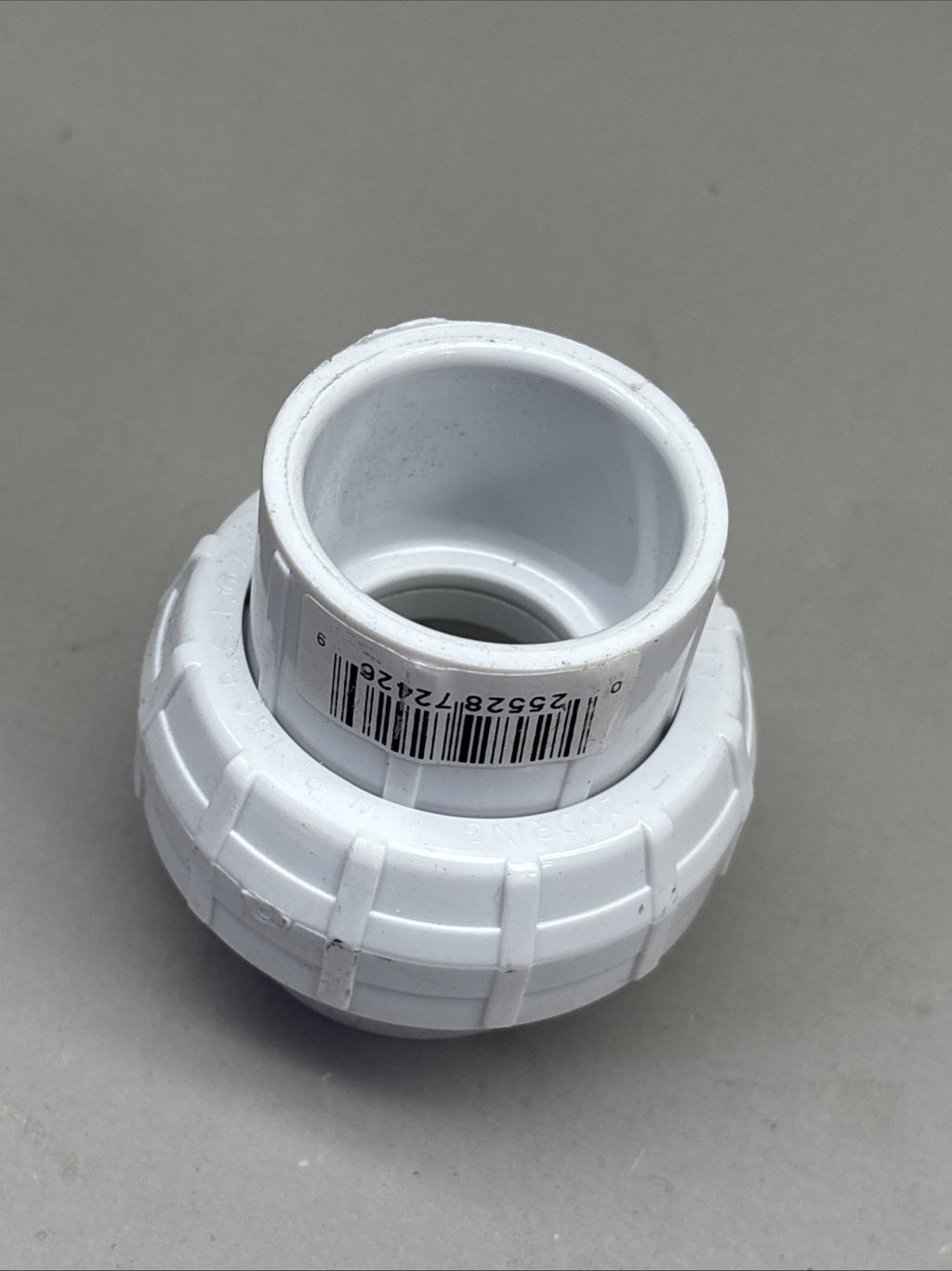 LOT of 8 - Lasco PVC Union, Socket x Socket, 1" Pipe Size