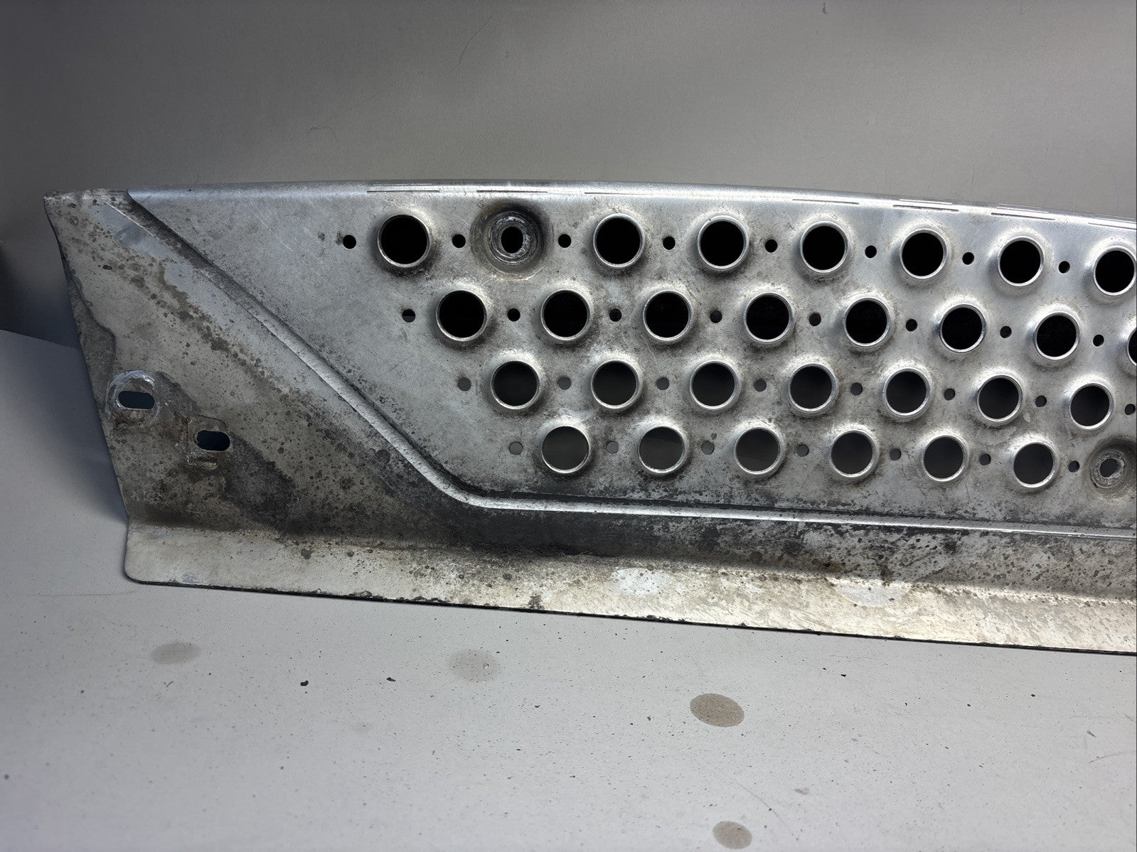 Fuel Tank Step Kw T680 Left Hand Replaces OEM A82-1091-100