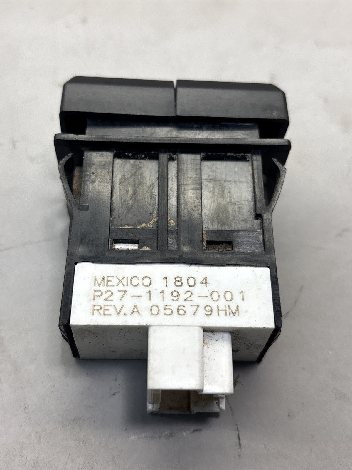2020-2025 KENWORTH T680 T880 DASH FLOOD LIGHT LAMP SWITCH P27-1244-001-01
