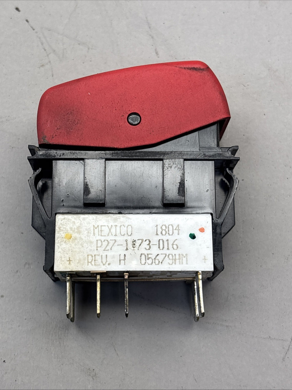 KENWORTH P27-1173-016 SWITCH-HAZARD