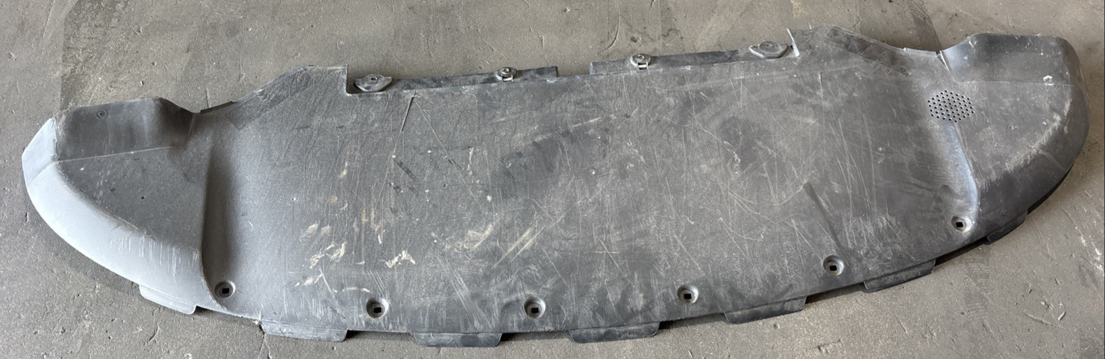 2020-2022 TESLA MODEL Y FRONT BUMPER LOWER SHIELD UNDER TRAY 1493760-00-A OEM