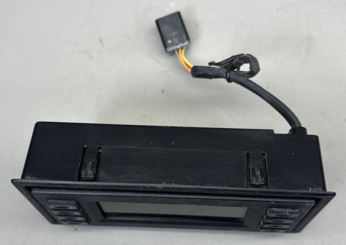 Peterbilt 579 Sleeper Alarm Clock Control Unit 2020 OEM PP104243 REV- 12412AA