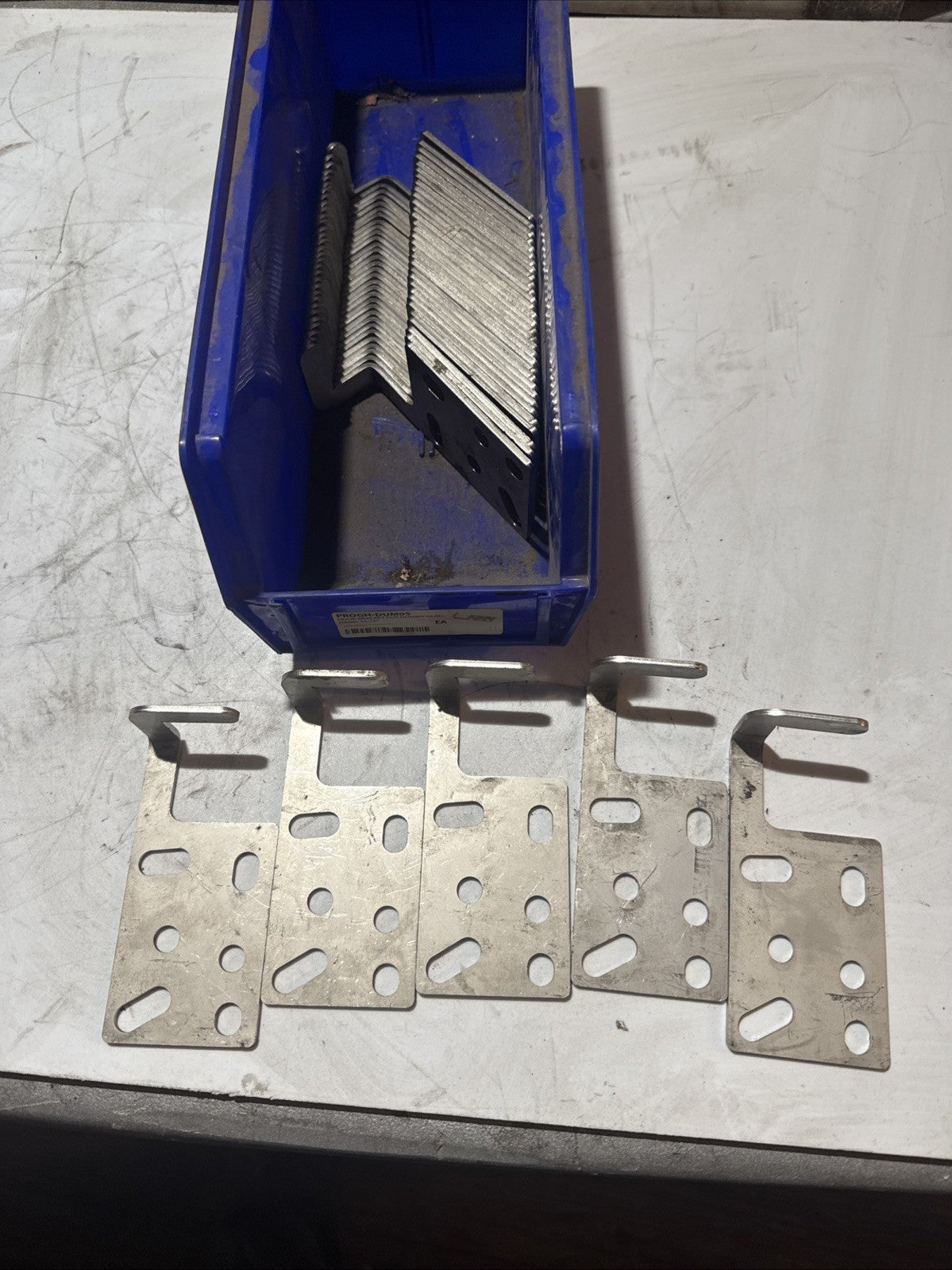 HOOK BRACKET FOR DUMMY GLADHAND, SS, LH PRO-PAR Part #PROGH-DUM05    5 UNITS