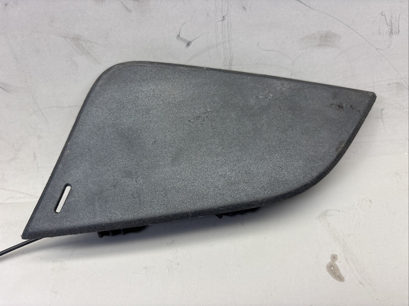 FREIGHTLINER  21-29246-20 LH TOW HOOK COVERS