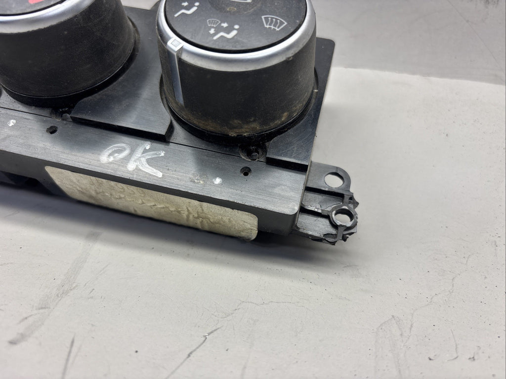 A22-73671-001 Genuine Freightliner® Temperature Control - Hvac Damage