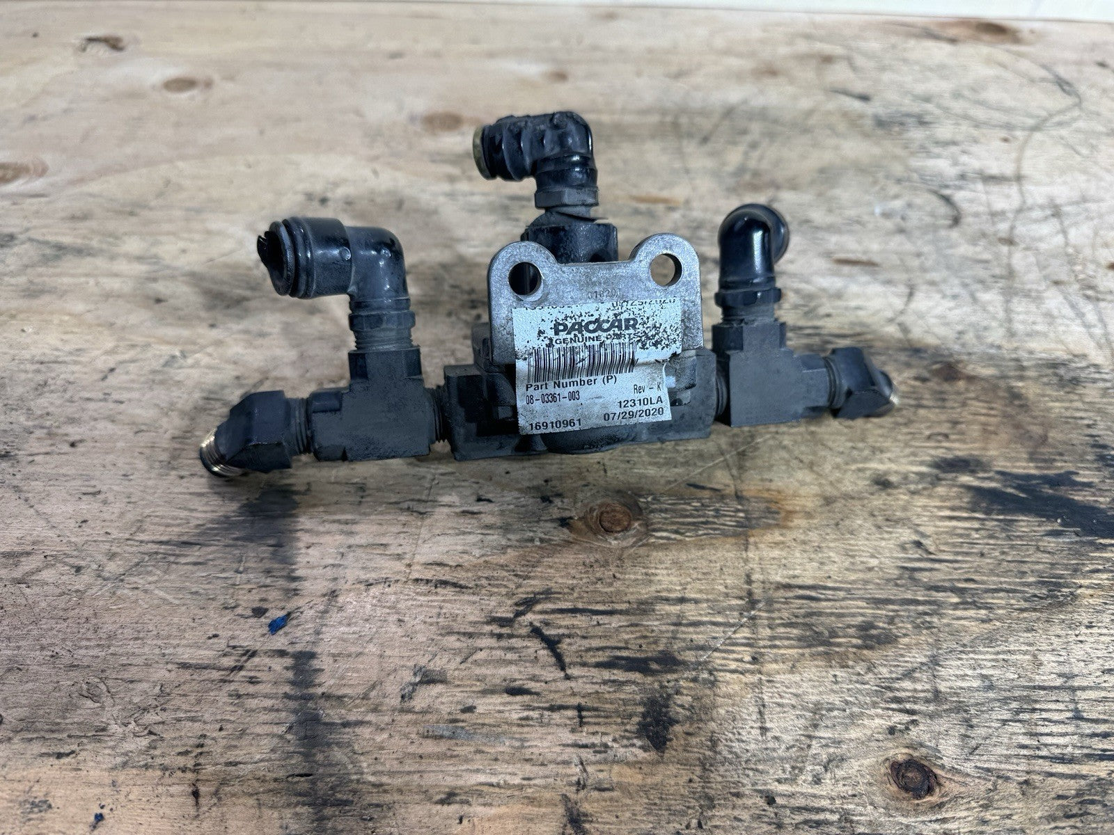 Kenworth T680 Air Brake Quick Release Valve 2021 OEM
