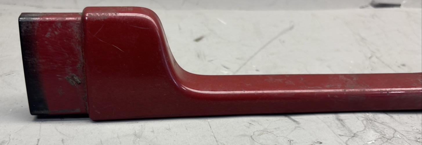 KENWORTH T22-1047 COVER-SLEEPER CENTER FUEL 