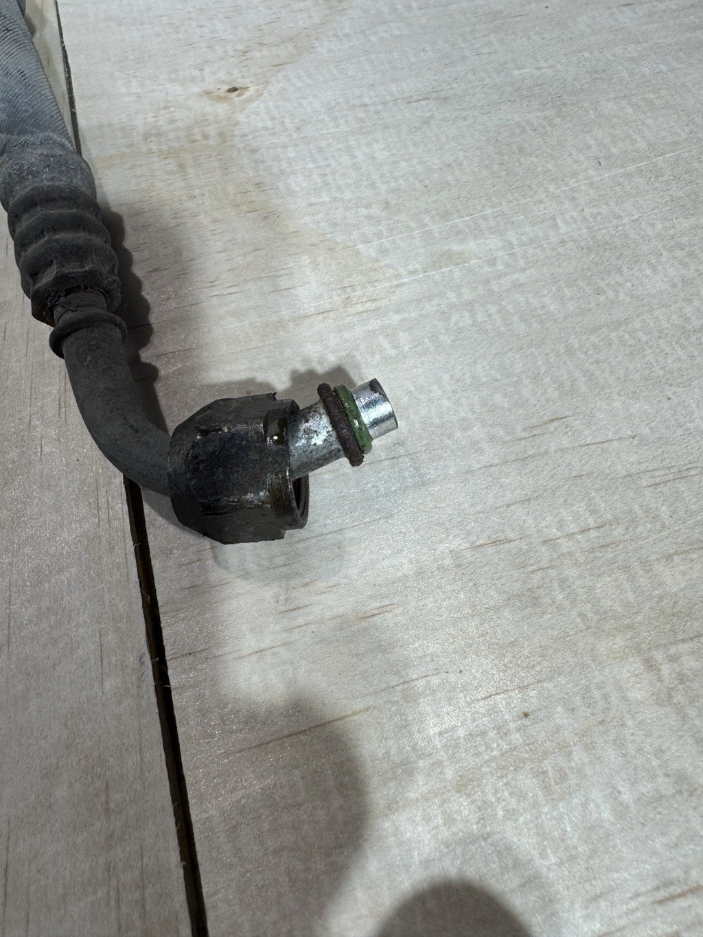 Genuine Volvo Mack Truck A/C Hose Sleeper 85151068 20449175 21524970