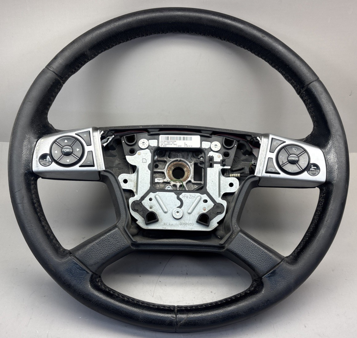 FREIGHTLINER CASCADIA STEERING WHEEL BLACK RUBBER