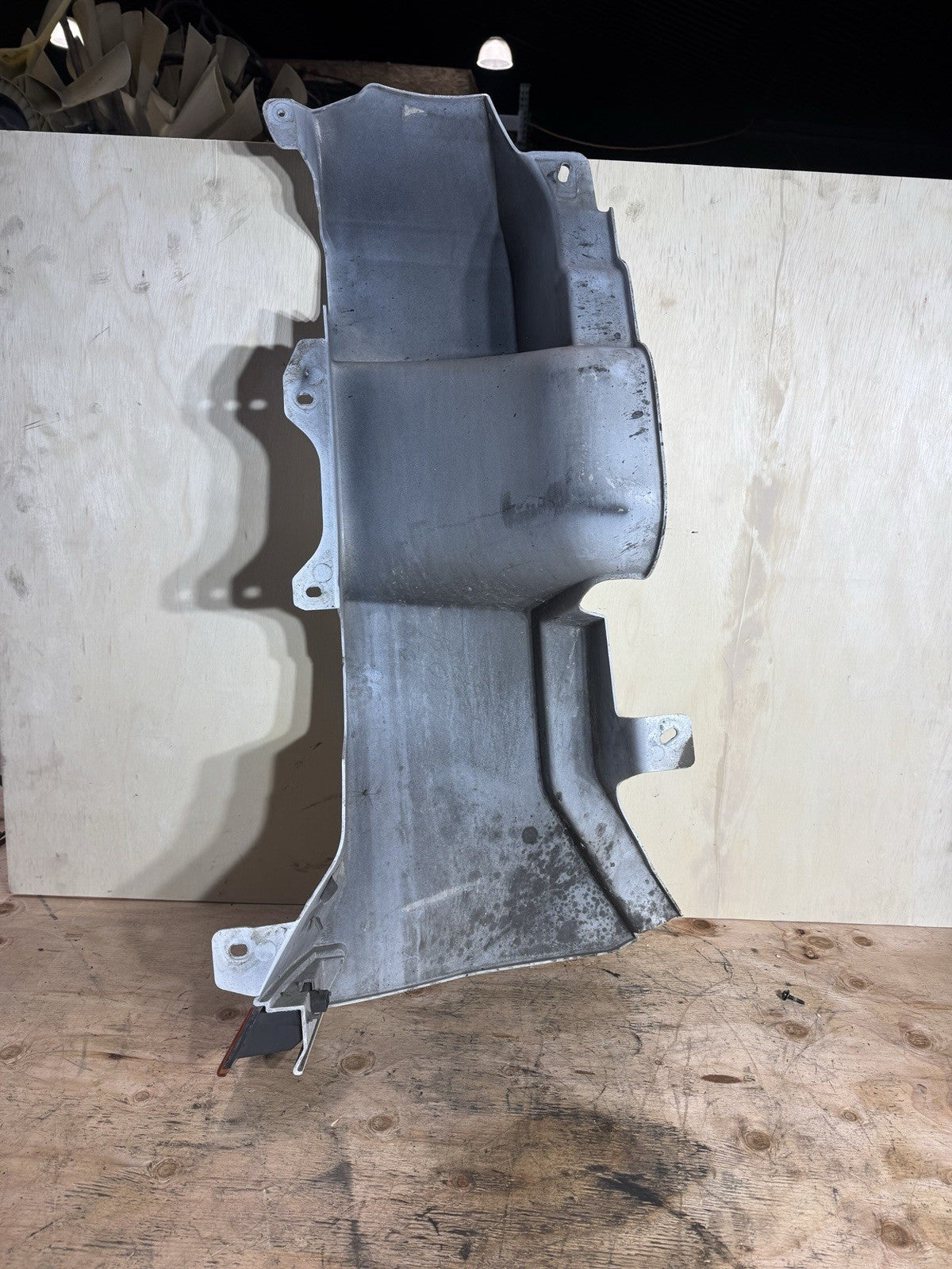 2018-2024 FREIGHTLINER CASCADIA 126 COWL Left 3634004