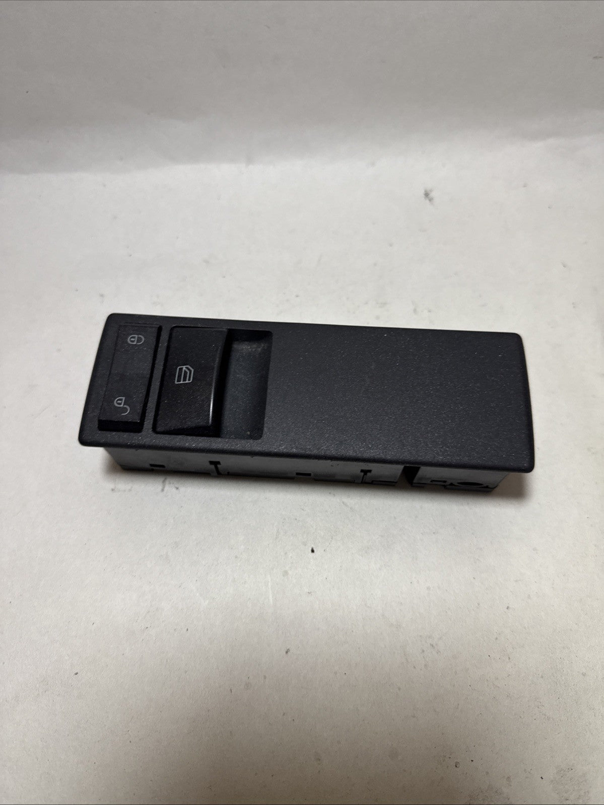 Freightliner Cascadia Window Switch A66-09200-001