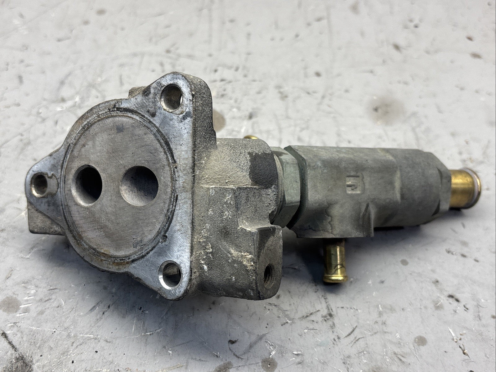 PACCAR MX13 MX-13 ENGINE WATER MANIFOLD 1889692 / 86792 - 51252