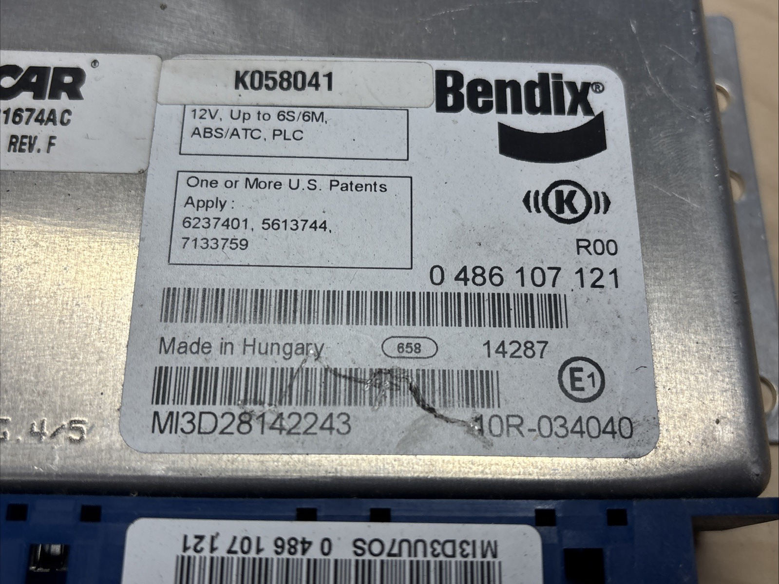 PACCAR BENDIX ABS BRAKE CONTROL MODULE Q27-6040-1501 K058041