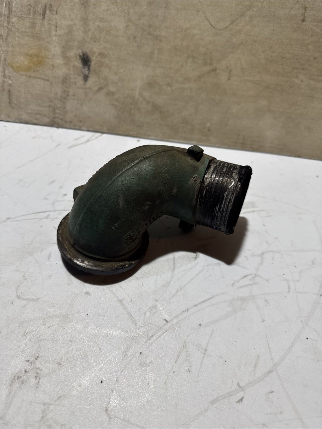 22816011 Pipe for Volvo
