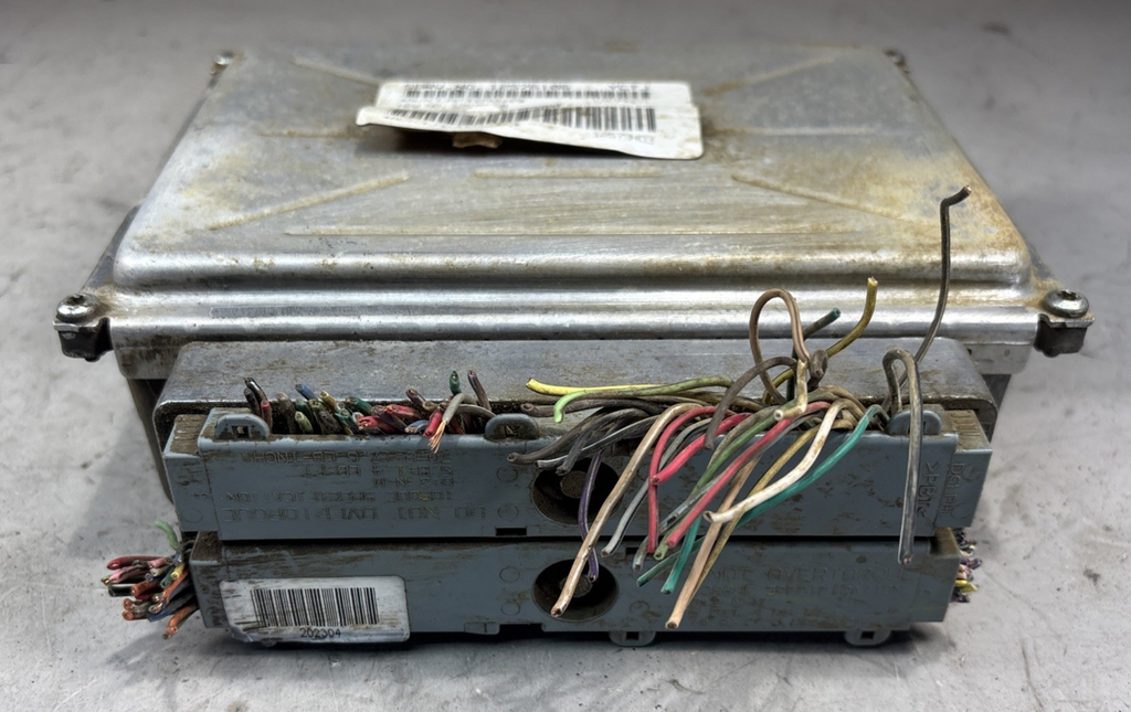 1999-2006 GM Chevy Engine Computer ECU ECM PCM Part 12576106 12570558