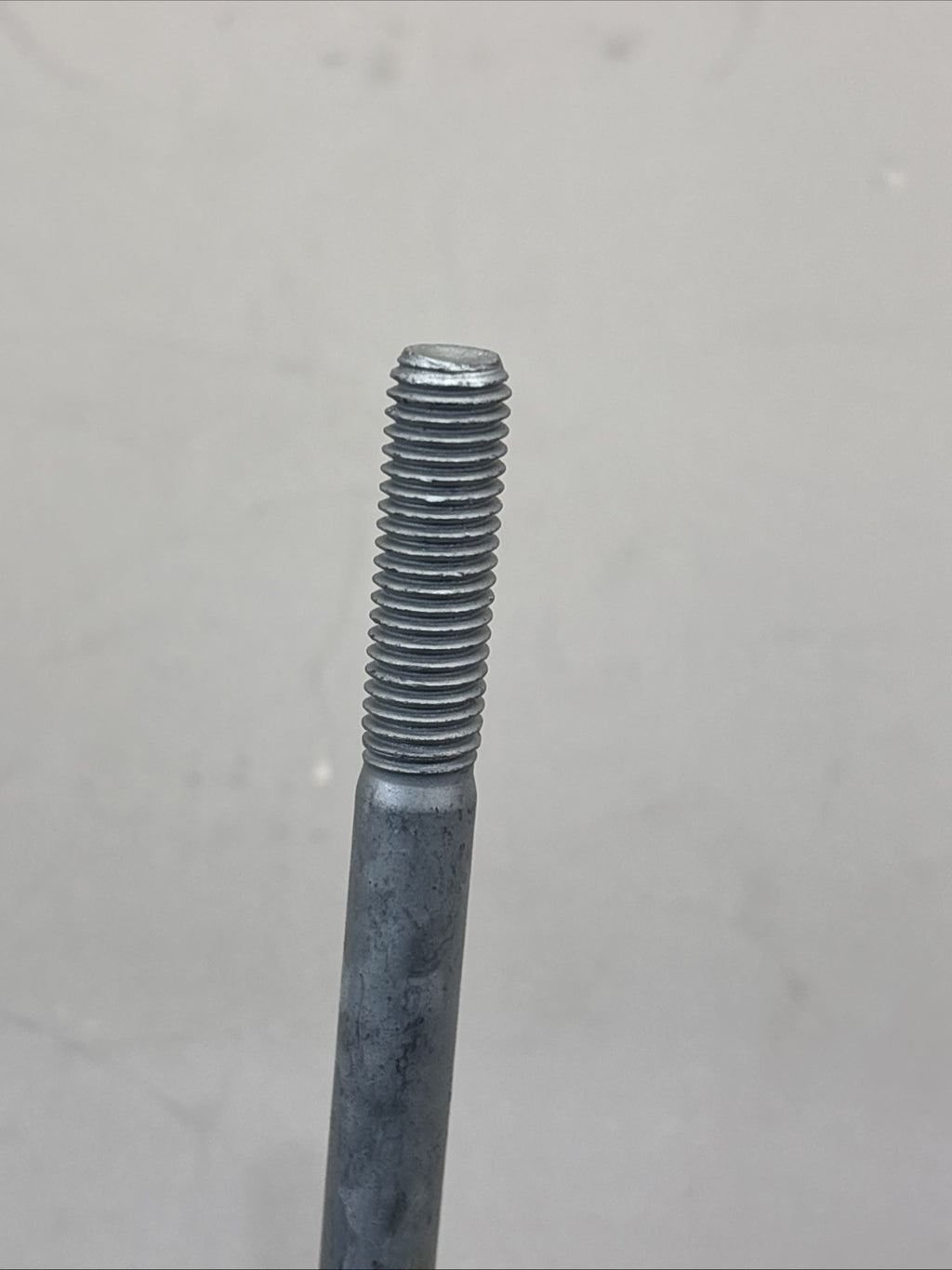 984764 Screw Flange for Volvo