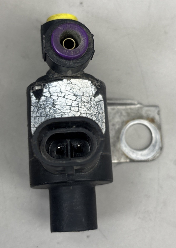 FREIGHTLINER CASCADIA ENGINE COOLING FAN CLUTCH SOLENOID VALVE OEM K072346
