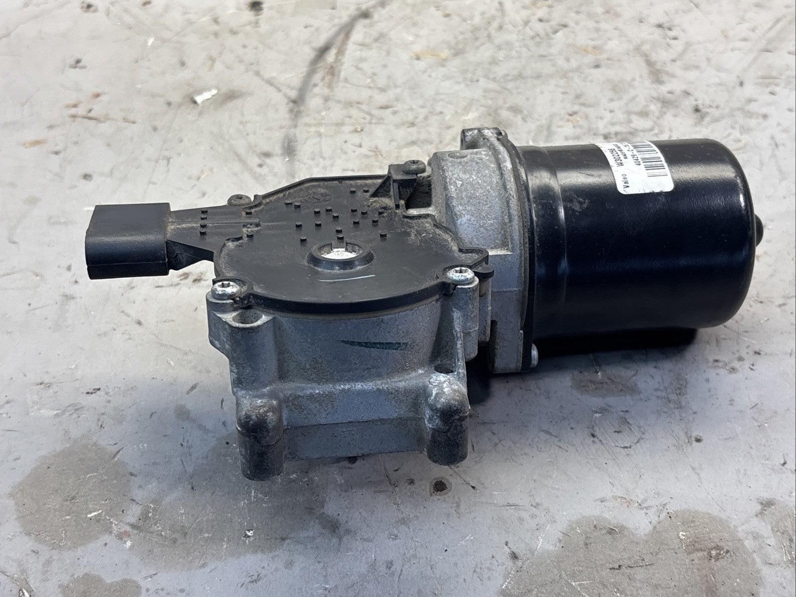 FREIGHTLINER CASCADIA 126 WINDSHIELD WIPER MOTOR W000026067 / W302256