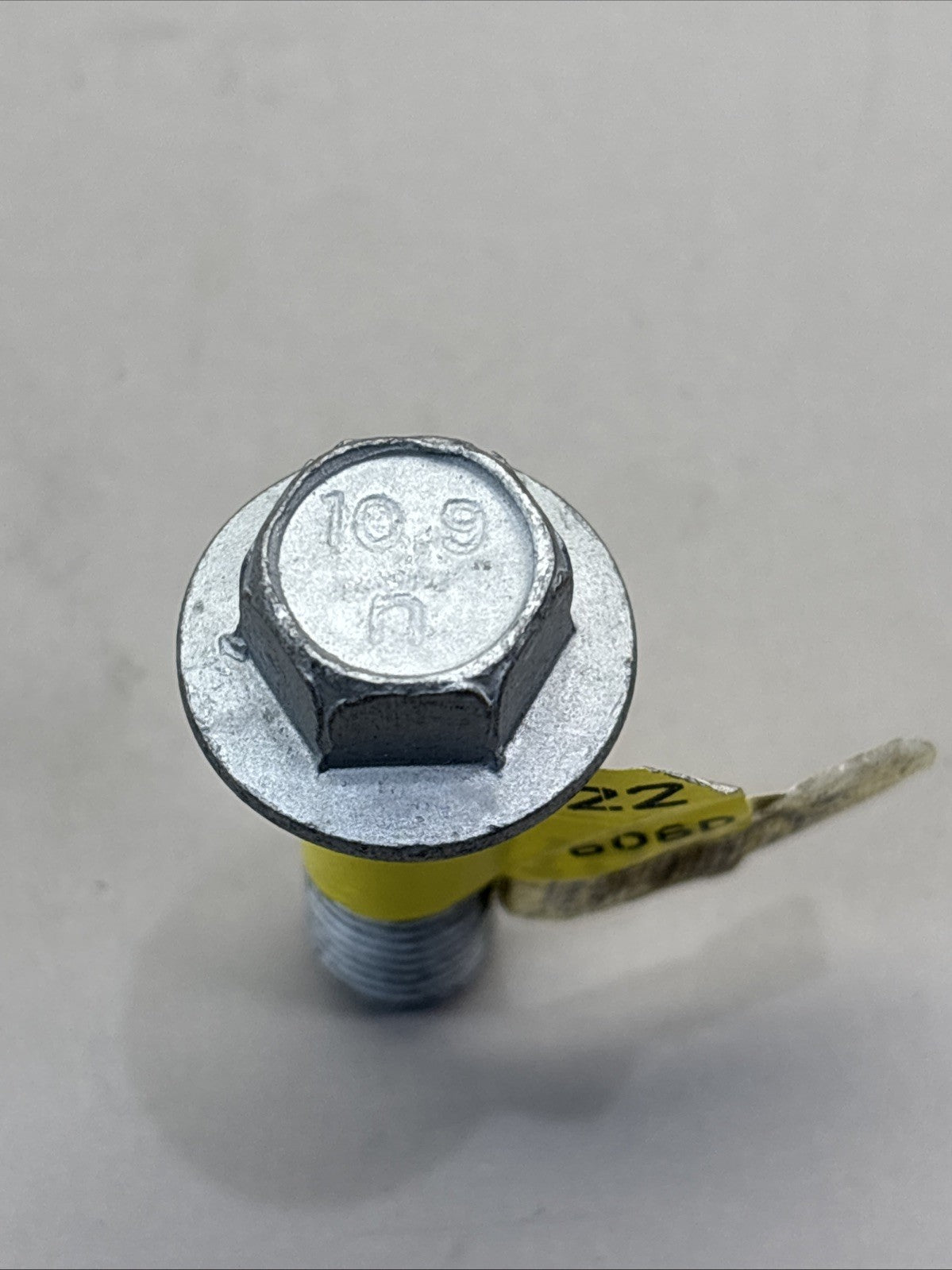 984816 Screw Flange for Volvo