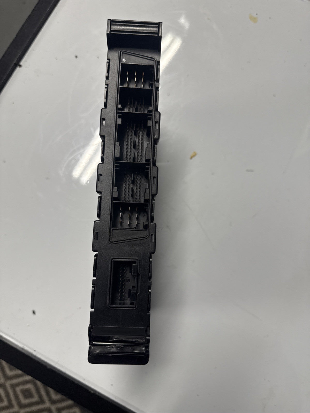 PACCAR 21 KENWORTH VECU Cab Control Module P/N Q21-1126-700-700, A2C9869320695