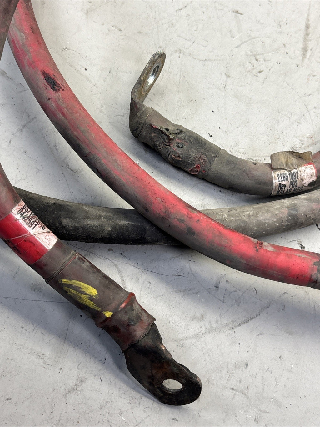 22651897 POSITIVE Battery Cable for Volvo